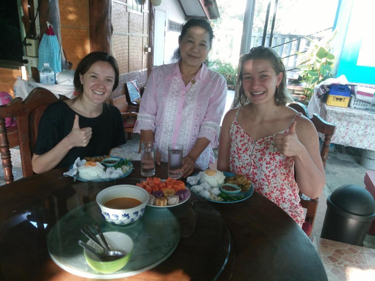 Gasthaus ต้งโฮมหละปูน ณ ตูบแก้ว Lamphun Exterior foto